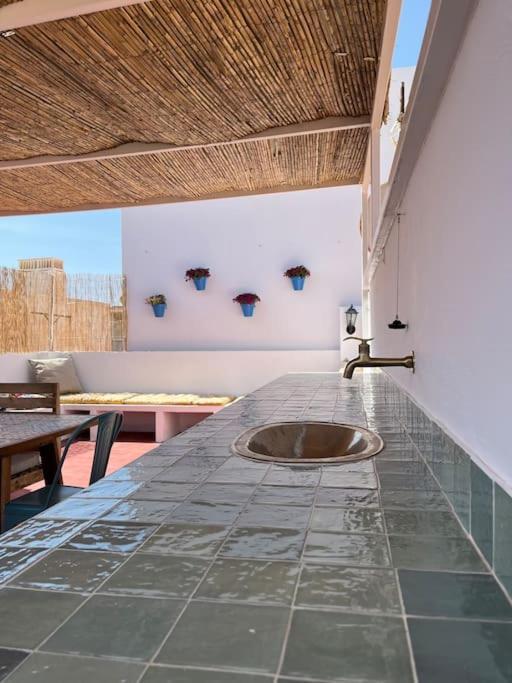 Andalusian House - At 85 Meters - Terrace Vakantiehuis *